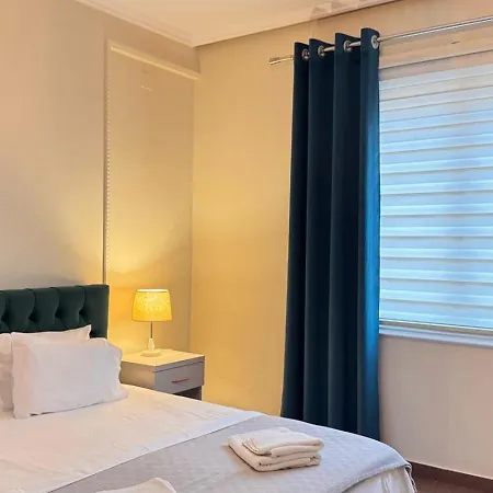Apartment At Pazari Ri